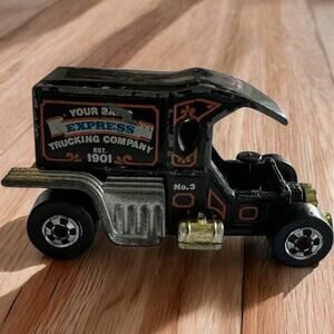 Vintage 1976 Hot Wheels Express Trucking Company No. 3 Collectible Car